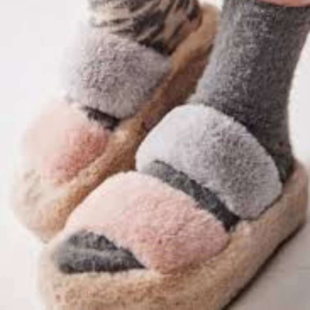 Free People Its a Vibe Platform Slippers NWOT Size 38